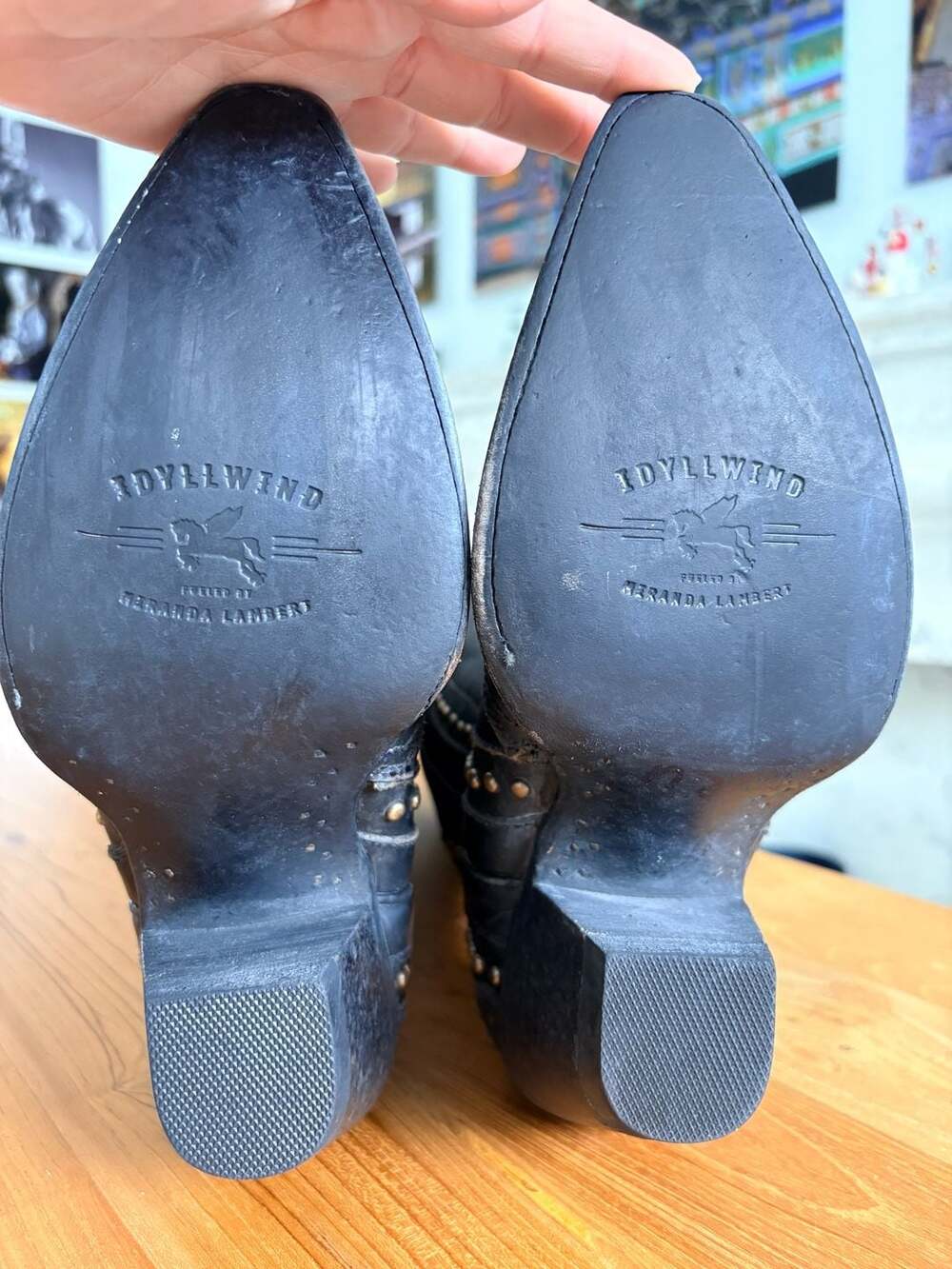 Miranda Lambert Idyllwind Black Distressed Cowgirl Boots Ladies size 6.5 B - Picture 5 of 11
